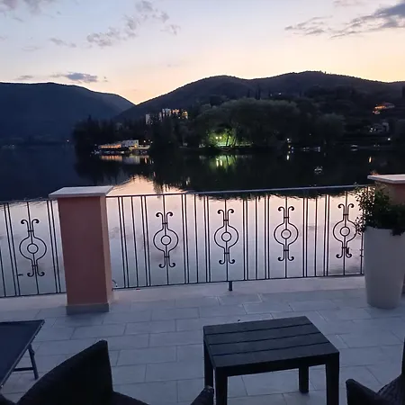 Gasthuis Setteacque Lakeview 3*