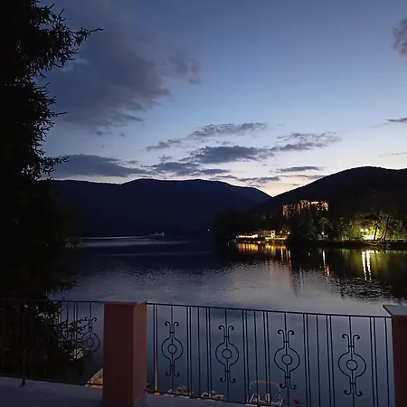 Pensión Setteacque Lakeview 3*